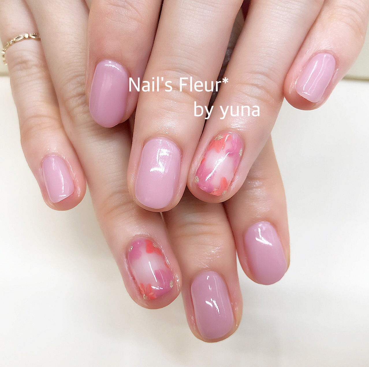 縁取りFlowerネイル☆